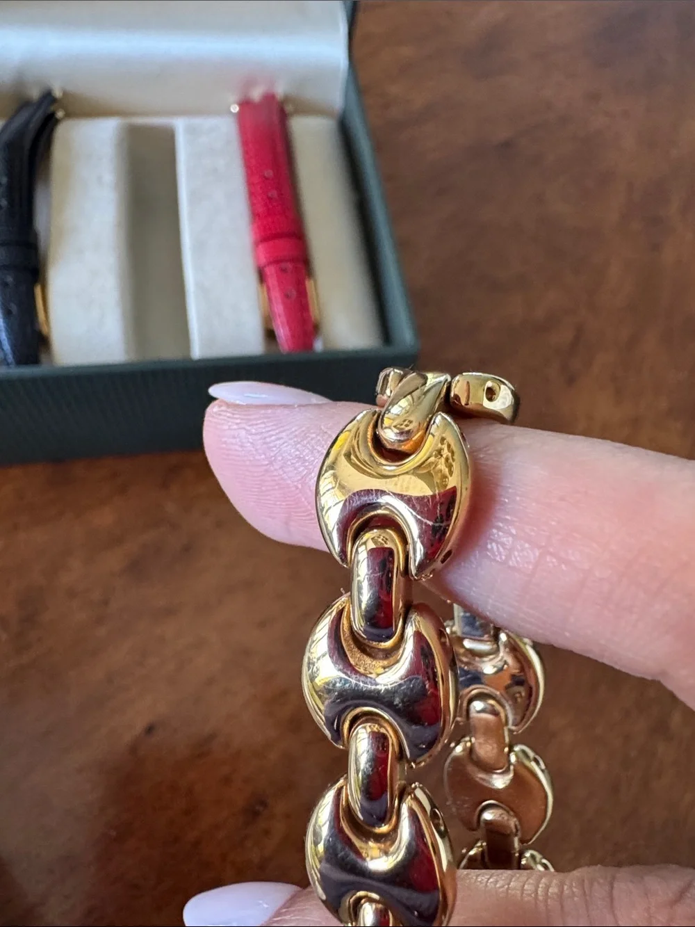Vintage Gucci Gold-Tone Chain-Link Bracelet Watch with Black and Red Straps